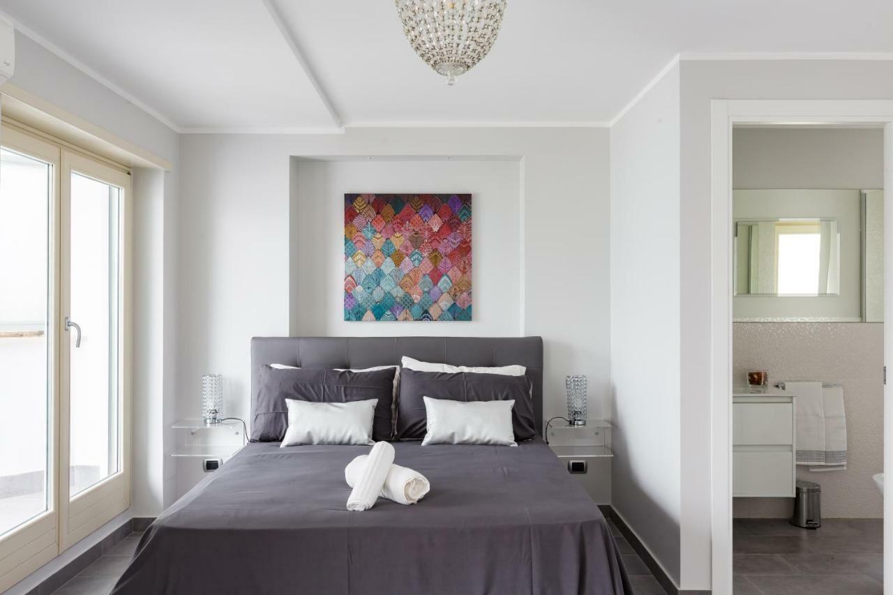 Penthouse 40 In Trastevere With Seasonally Jacuzzi Apartamento